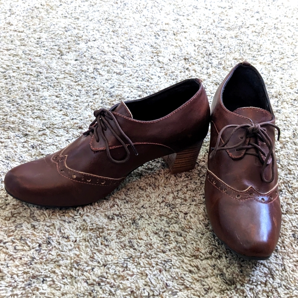 Custom-made Leather Oxford Block Heels